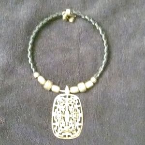 Choker necklace